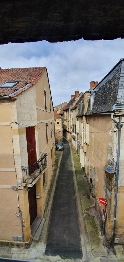Appartement Duplex Au Coeur Du Centre Historique Bergerac Exterior foto